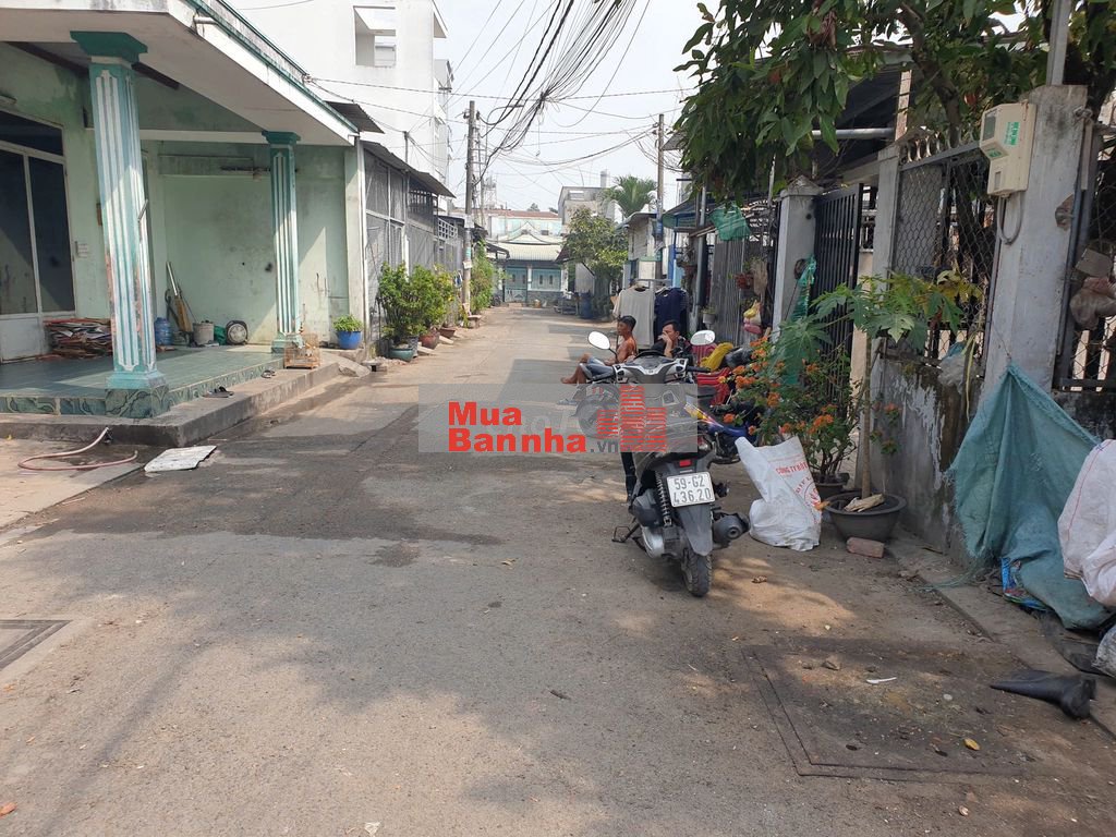 Nhà vườn 5x23, đường 6m thông, gần CV sinh thái Hóc Môn (Hẻm XTT27)