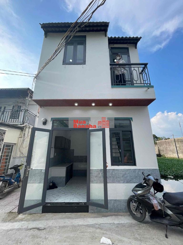 Bán gấp căn nhà nhỏ ở Mỹ Hạnh Nam 4x5 giá 265Triệu giáp Hóc Môn