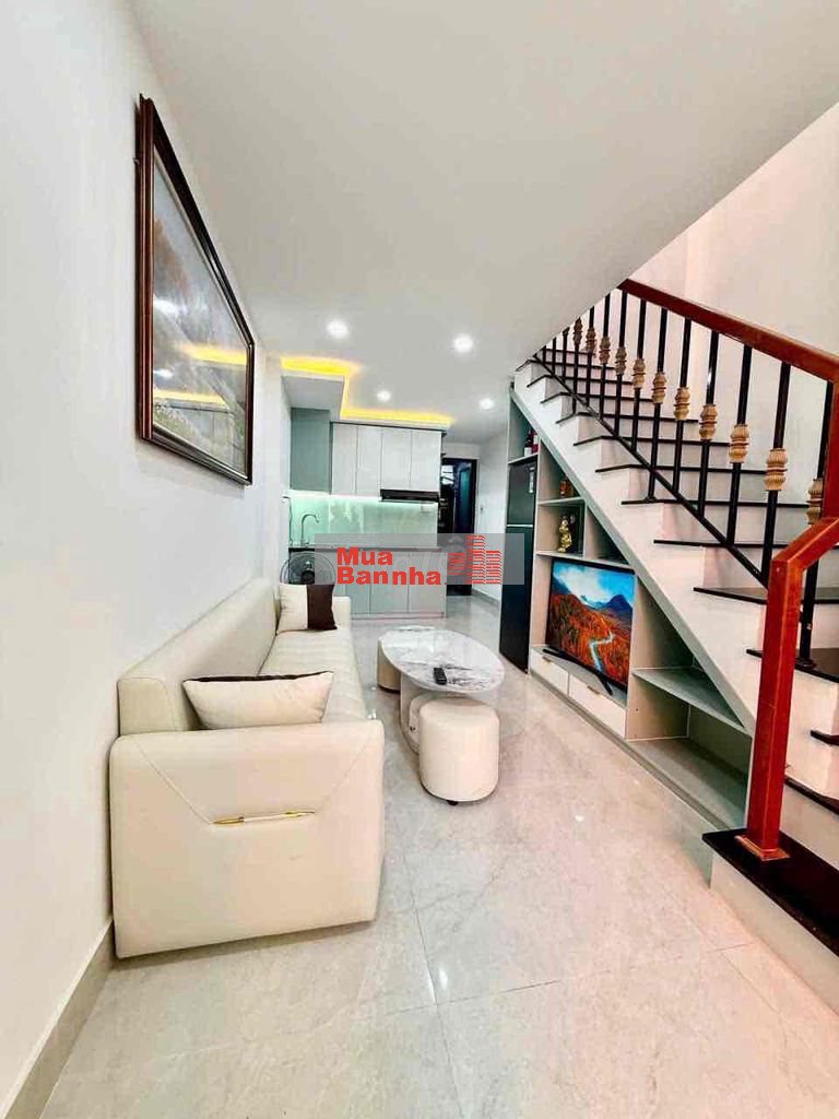 🏡 NHÀ 2 TẦNG MỚI 100% – GẦN BIỂN NGUYỄN TẤT THÀNH