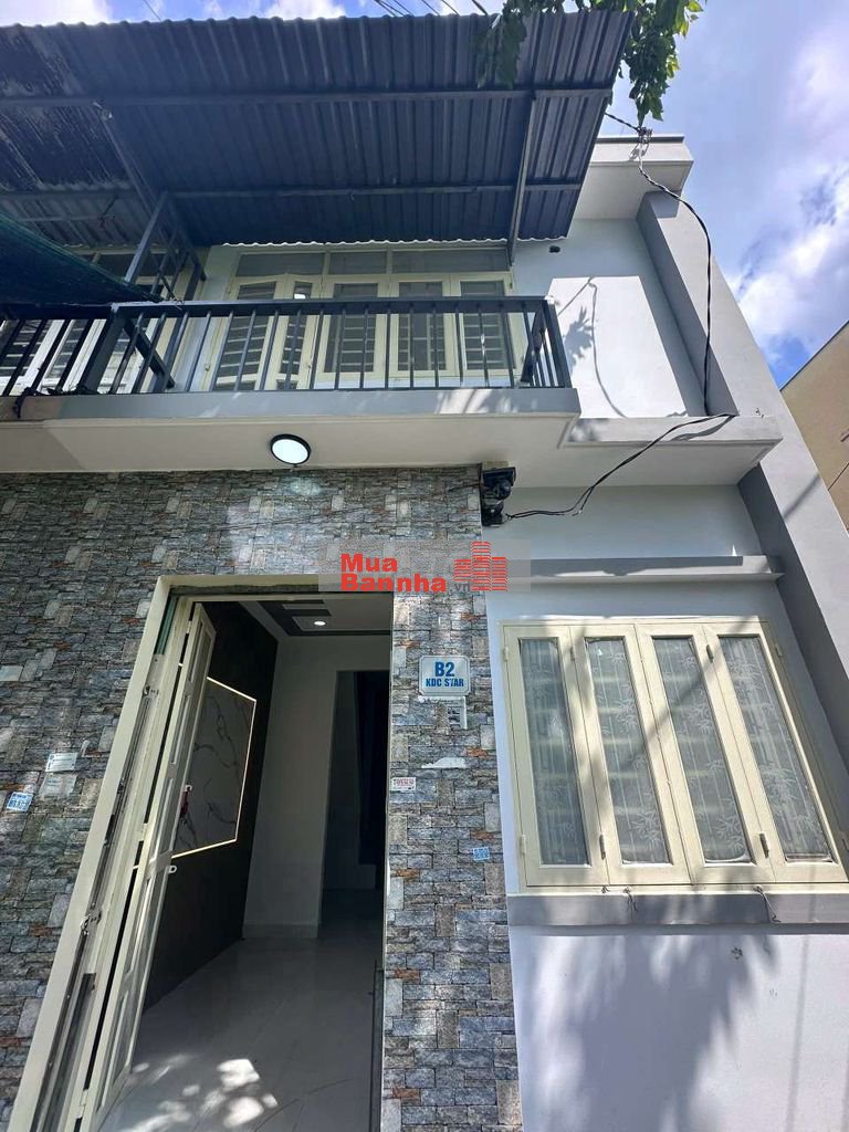 NHÀ GẦN NGÃ BA GIỒNG HÓC MÔN GIÁ 435TR 33,8M2