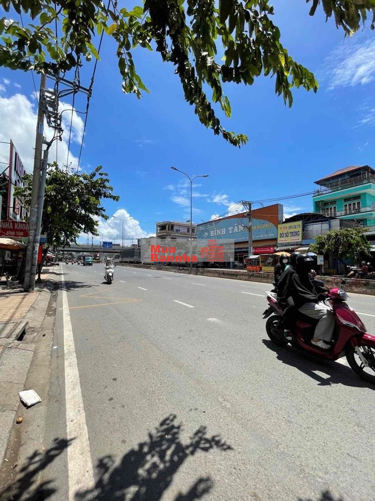 Lê Trọng Tấn, Bình Tân, nhà 2 tầng, DT 7.3x18, sổ vuông, giá 6.x tỷ