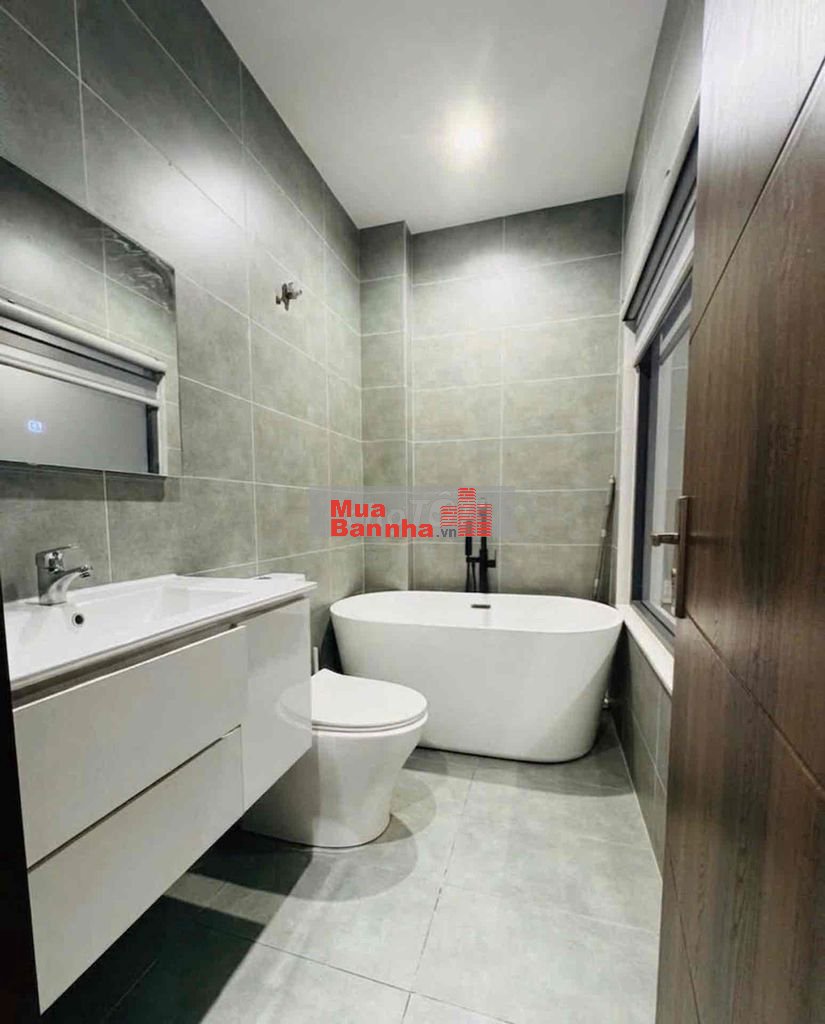 Nguyễn Thị Tú - Bình Tân: nhà 3 tầng, DT 4.7x12, giá 4. xtỷ