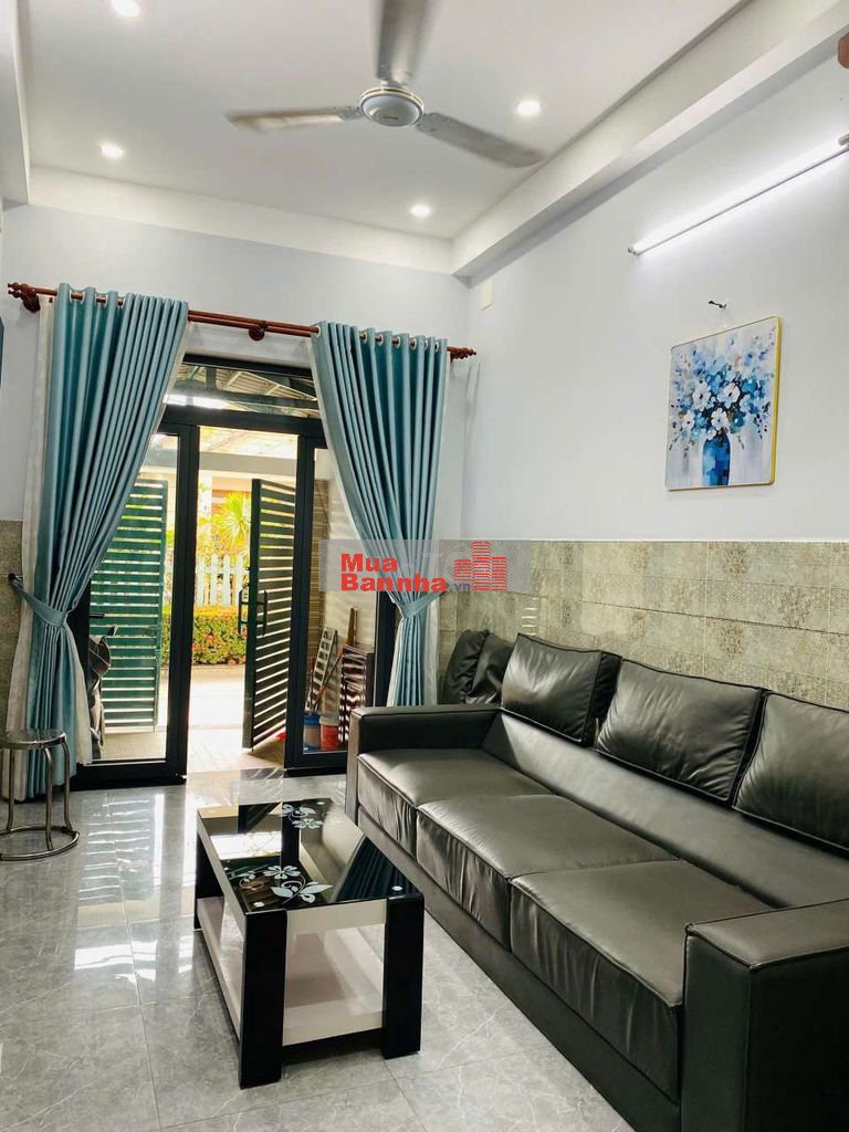 Bán nhà mặt tiền đường đan Vườn Thơm