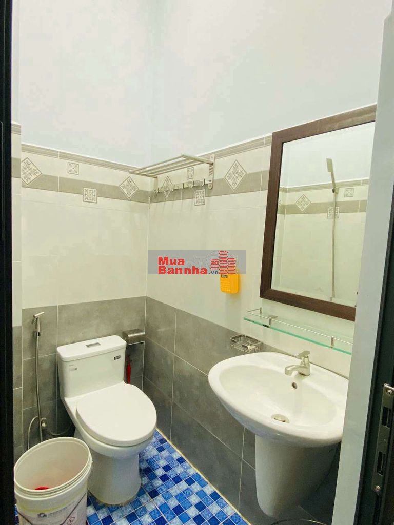 Bán nhà mặt tiền đường đan Vườn Thơm