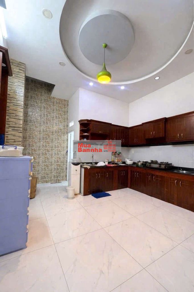 Chín chủ cần bán gấp nhà 3 lầu,58,5 vị trí đẹp gần chợ ht qu-12 tphcm