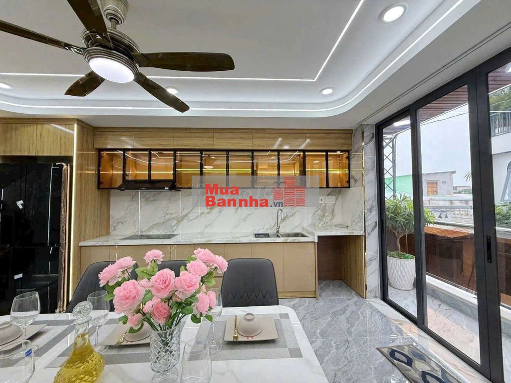Nhỉnh 5 tỷ Xíu Nhà Phố 4 Tầng Hẻm nhựa 7M Đường Thạnh Xuân 25