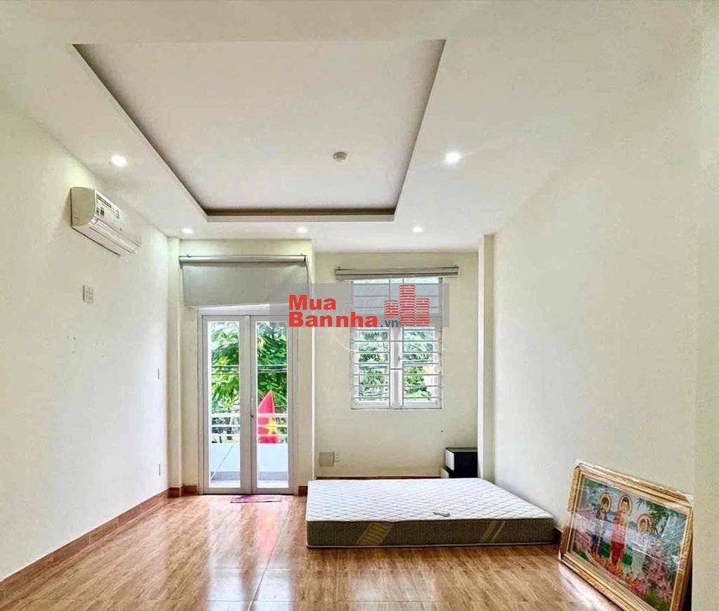 NHÀ 4 TẦNG MẶT TIỀN KHU DÂN CƯ BÔNG SAO P5Q8