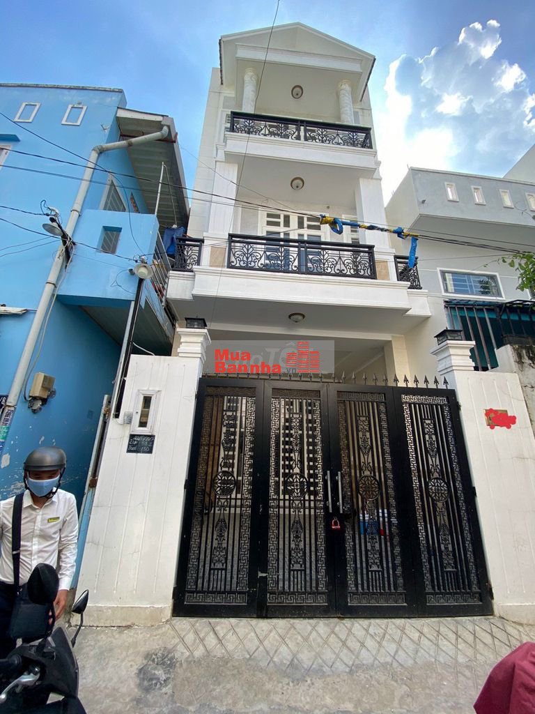 Bán Nhà 3 Tầng - DT 80m2 - Ngang 5m - Sổ Riêng - Gần Chợ Bình Triệu