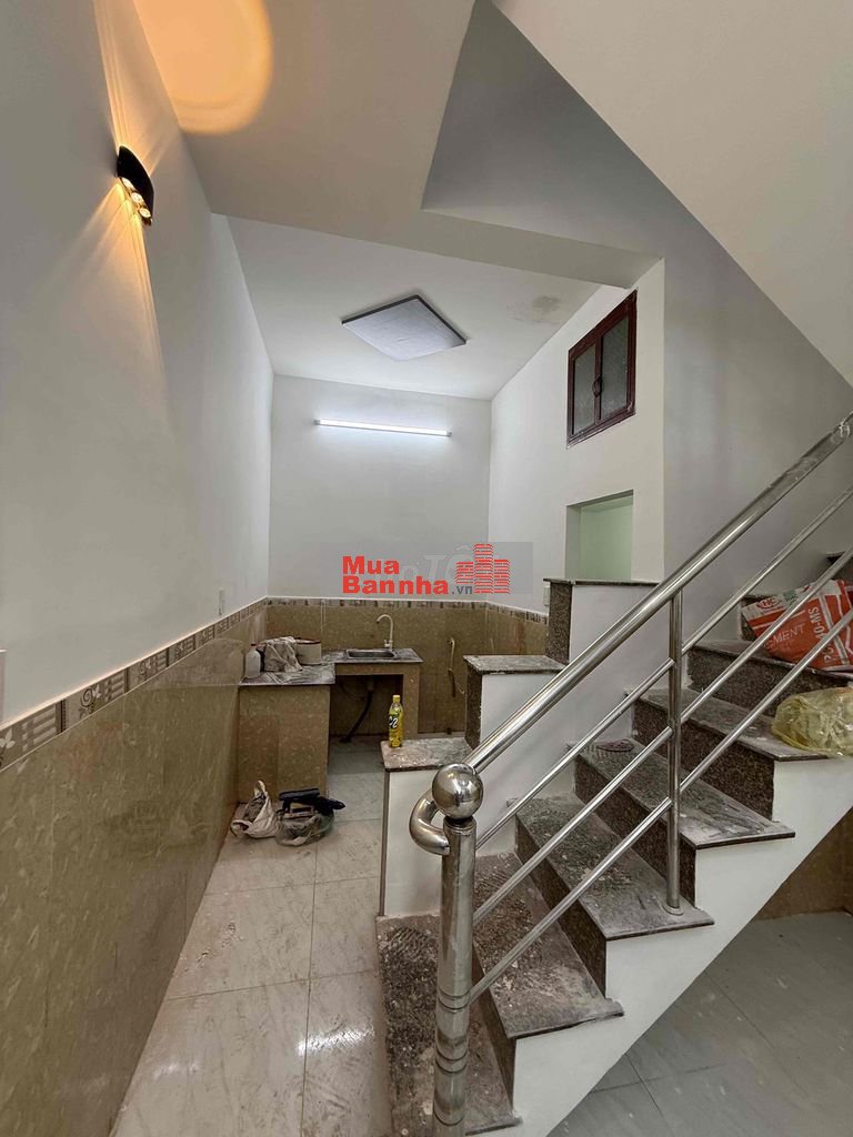 bán nhà thới an gần gv dt 23m Giá 1ty050 còn bớt. khu dân cư