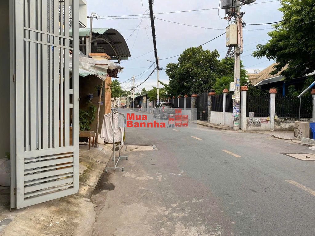 BÁN NHÀ H.THÀNH 13, 79M², HẺM XE TẢI, NGAY CHỢ.
