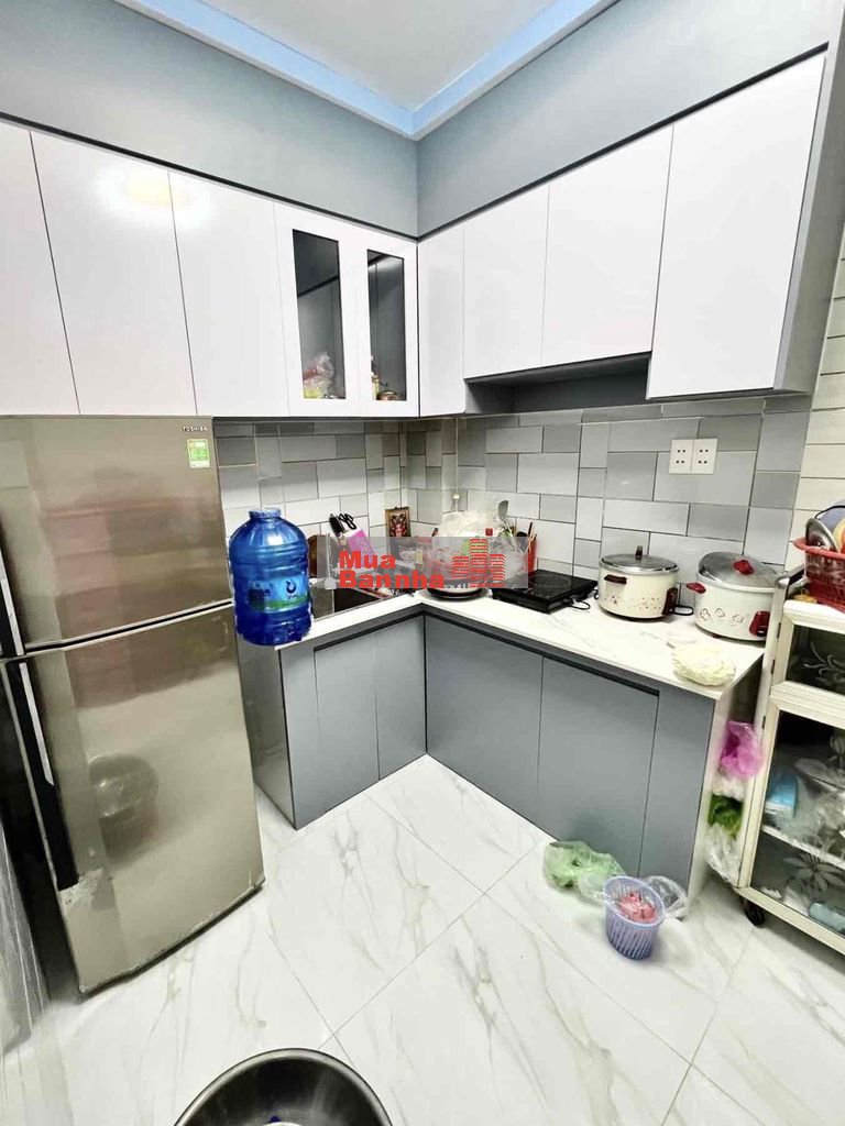 NHÀ 1 SẸT TÔ HIỆU TÂN PHÚ 28M 3TẦNG 3PN XE HƠI ĐẬU TRƯỚC NHÀ