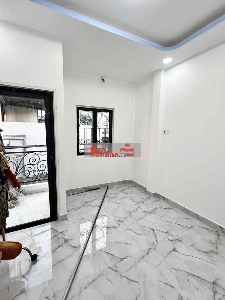 NHÀ 1 SẸT TÔ HIỆU TÂN PHÚ 28M 3TẦNG 3PN XE HƠI ĐẬU TRƯỚC NHÀ