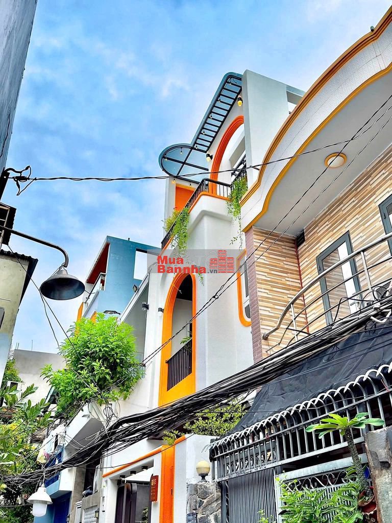 Nhà mới Tân Hoà Đông, 56m2, 3 tầng , 4PN, hẻm 4m ngay chợ Phú Lâm