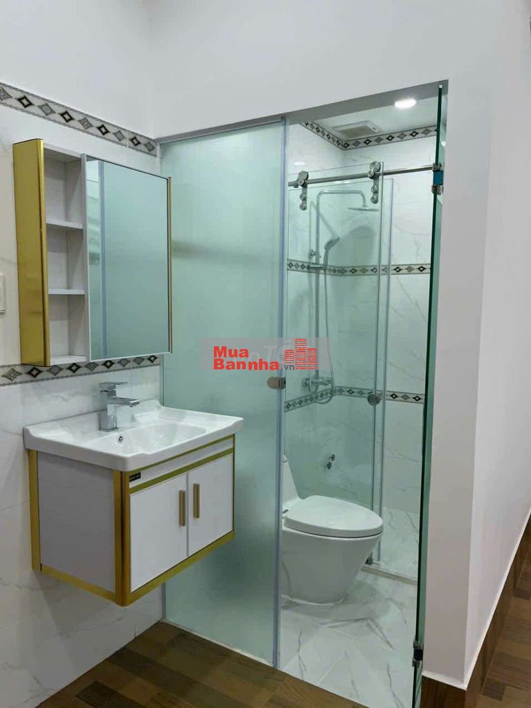 Nhà cao cấp lững + 3 lầu ngay ADV và Q6.SHR