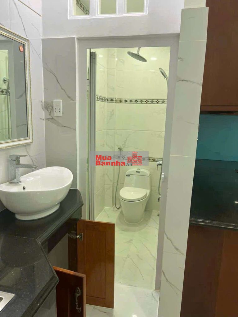 Nhà cao cấp lững + 3 lầu ngay ADV và Q6.SHR