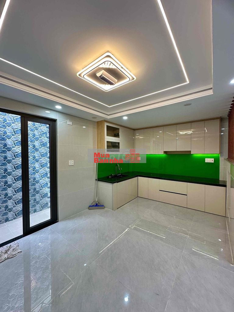 Nhà 5 tầng 5,5x12 hẻm 1 sẹc 8m BÌNH TRỊ ĐÔNG