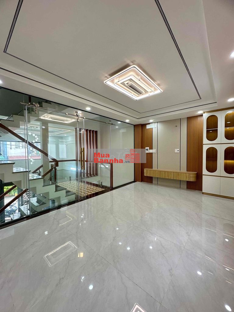 Nhà 5 tầng 5,5x12 hẻm 1 sẹc 8m BÌNH TRỊ ĐÔNG