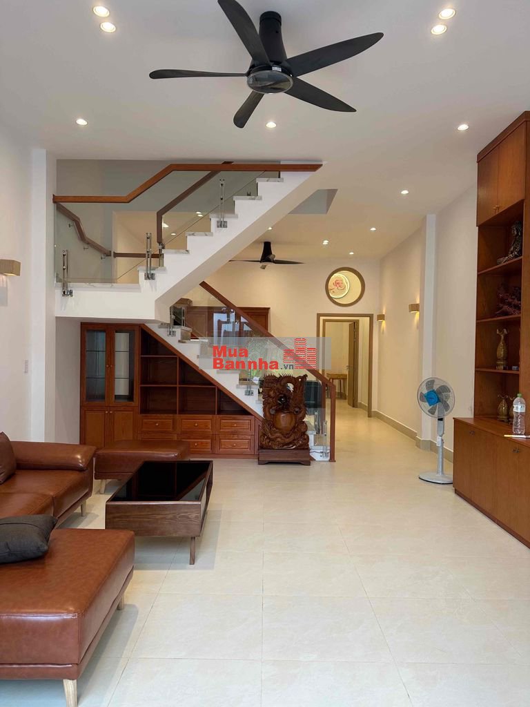 nhà phố riêng lẻ