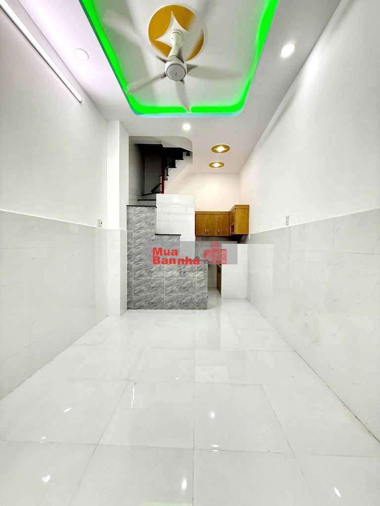 nhà bán 3 x 7m. 1 lầu đường Mễ cốc f15.Q8