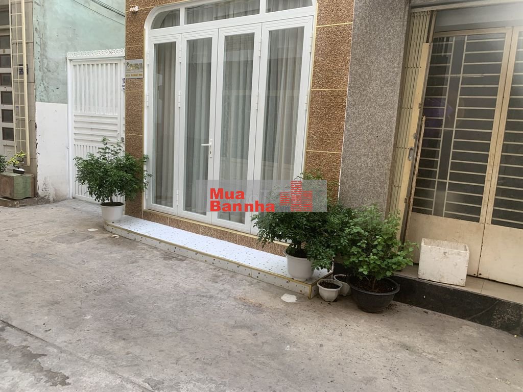 Chính chủ cần Bán gấp nhà Cách Mạng Tháng 8 gần đưởng Phạm Văn Hai