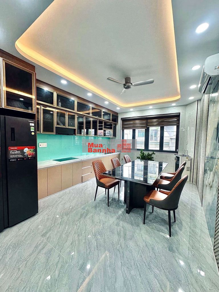 Nhà 2 mặt Tiền đường, đang cho thuê quán Cafe, chưa tới 9ty