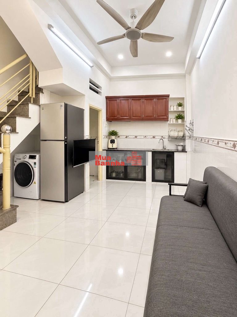 Quá hiếm Huỳnh Văn Bánh còn 1 căn *** gần mặt tiền 5 tầngSD 100m2