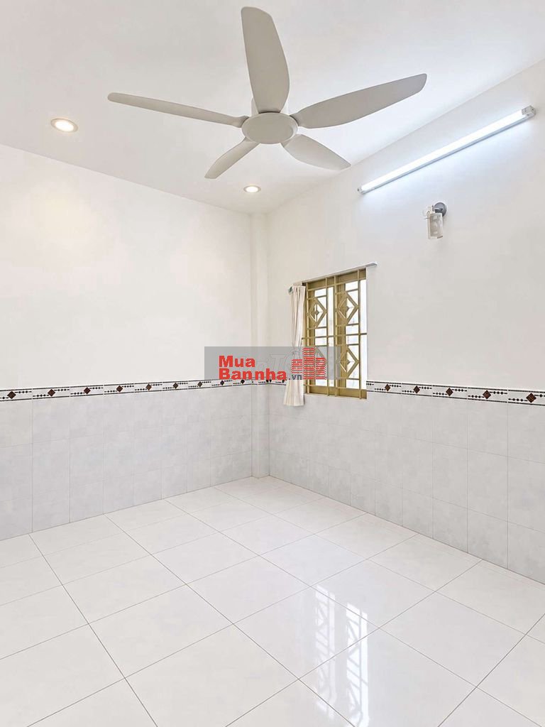 Quá hiếm Huỳnh Văn Bánh còn 1 căn *** gần mặt tiền 5 tầngSD 100m2