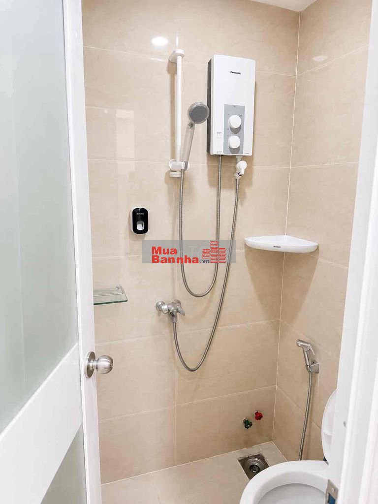 Hoa hồng 1% nhờ A,CE chạy phụ 🏡 BÁN NHÀ HẺM CÁCH MẠNG THÁNG 8