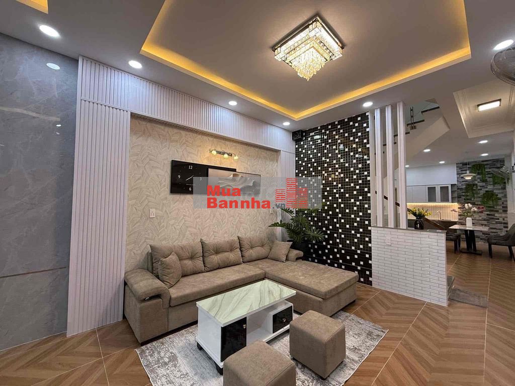 Bán nhà mặt tiền đường rộng rãi KDC Bình Hưng
