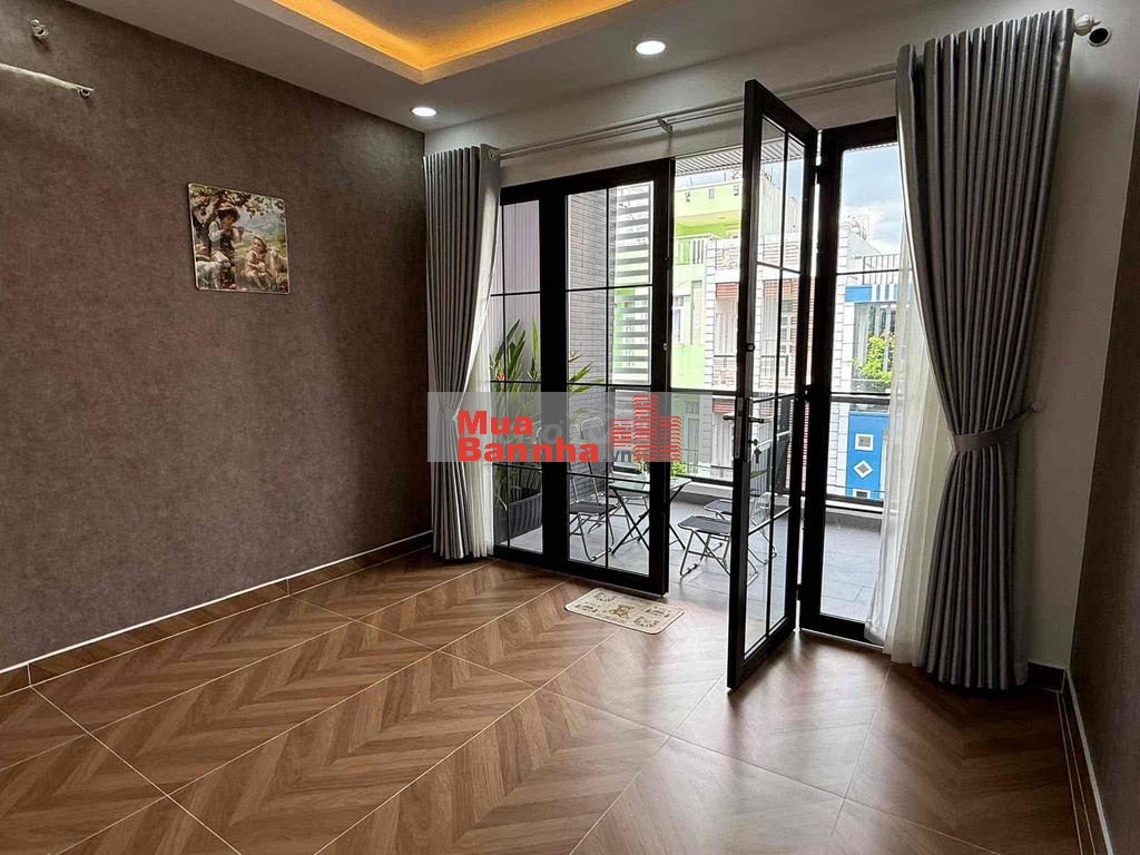 Bán nhà mặt tiền đường rộng rãi KDC Bình Hưng