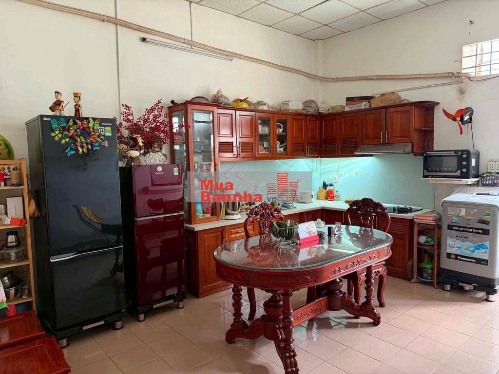 nhà cấp 4 nguyễn văn quá phường đông hưng thuận Q12 dt: 112,4m2