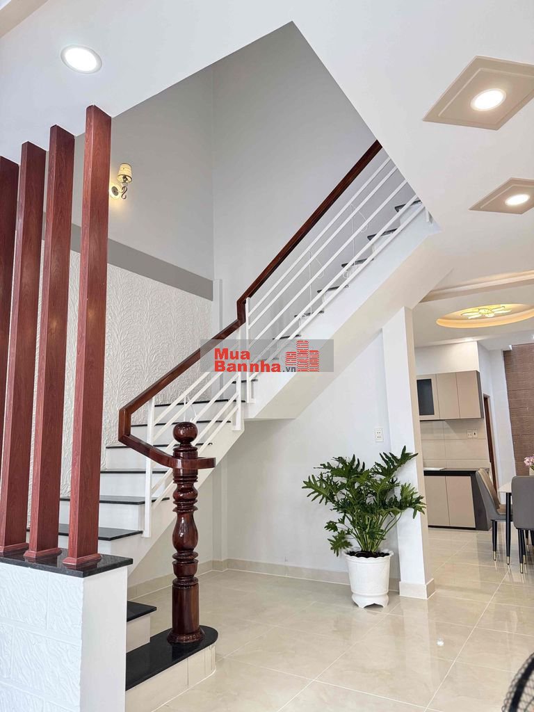 Nhà Kiên Cố cần bán gấp