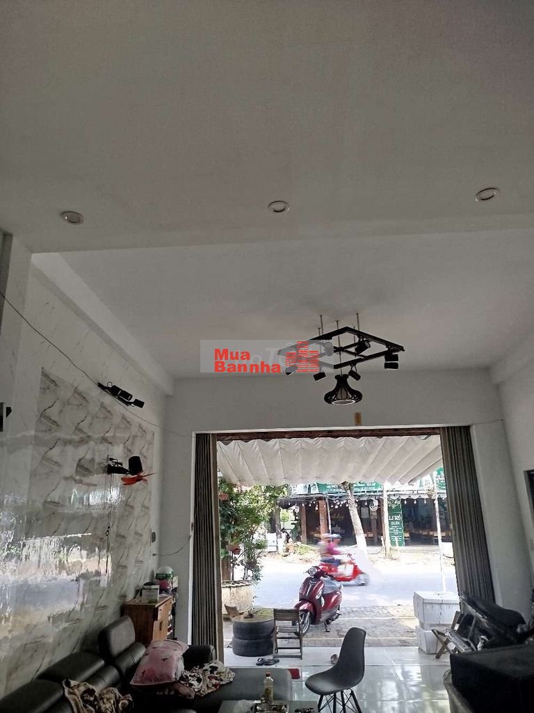 nhà mặt tiền đường hồ tùng mậu