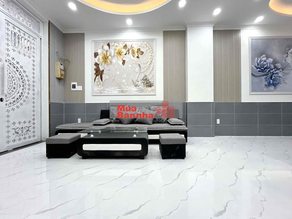 Nhà mới DT:4x9m 2 Tầng 2pn 2wc hẻm 1942 Huỳnh Tấn Phát