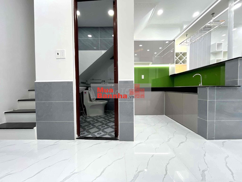 Nhà mới DT:4x9m 2 Tầng 2pn 2wc hẻm 1942 Huỳnh Tấn Phát