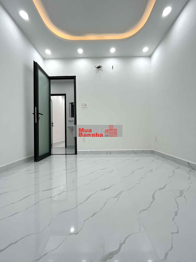 Nhà mới DT:4x9m 2 Tầng 2pn 2wc hẻm 1942 Huỳnh Tấn Phát