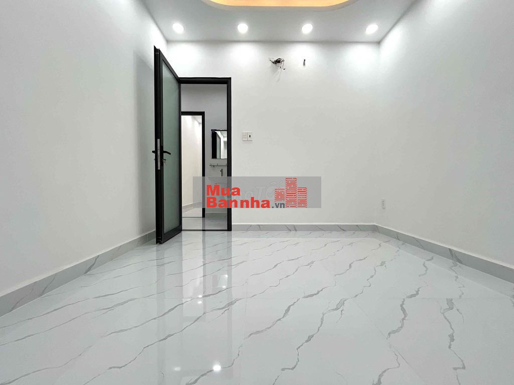 Nhà mới DT:4x9m 2 Tầng 2pn 2wc hẻm 1942 Huỳnh Tấn Phát