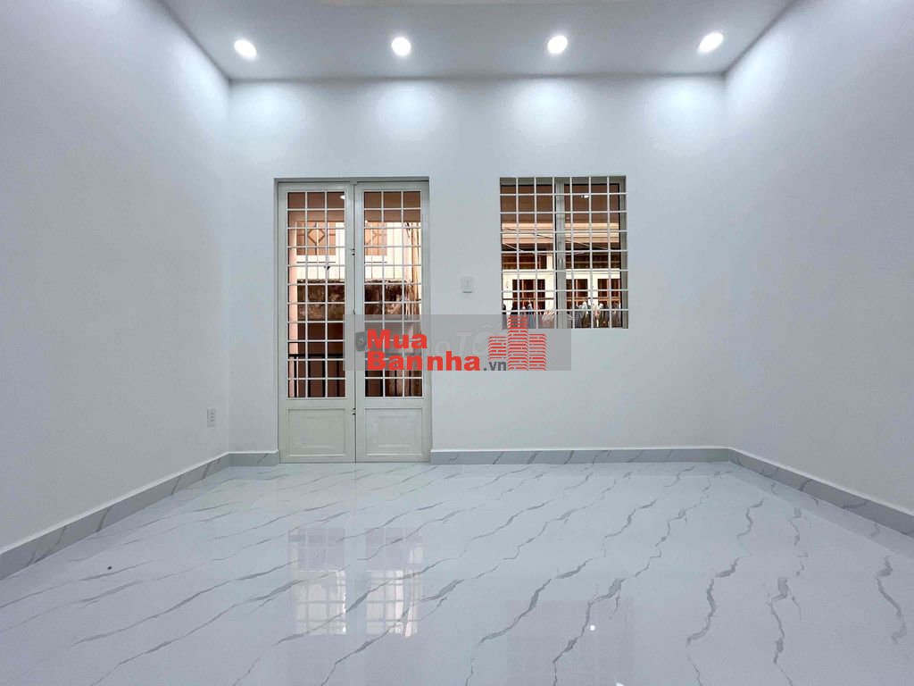Nhà mới DT:4x9m 2 Tầng 2pn 2wc hẻm 1942 Huỳnh Tấn Phát