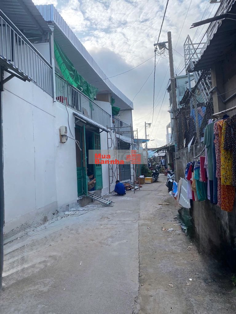 BÁN NHÀ CẤP 4 XINH XẮN VIEW BỜ SÔNG THAM LƯƠNG – GIÁ CỰC TỐT