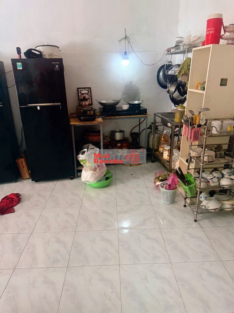 BÁN NHÀ CẤP 4 XINH XẮN VIEW BỜ SÔNG THAM LƯƠNG – GIÁ CỰC TỐT