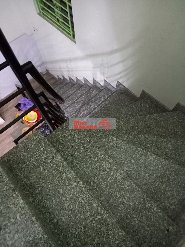 Bán nhà Bình Tân đường Tỉnh lộ 10 kế Chợ 7,3 X 28m 3L 4PN ô tô để nhà