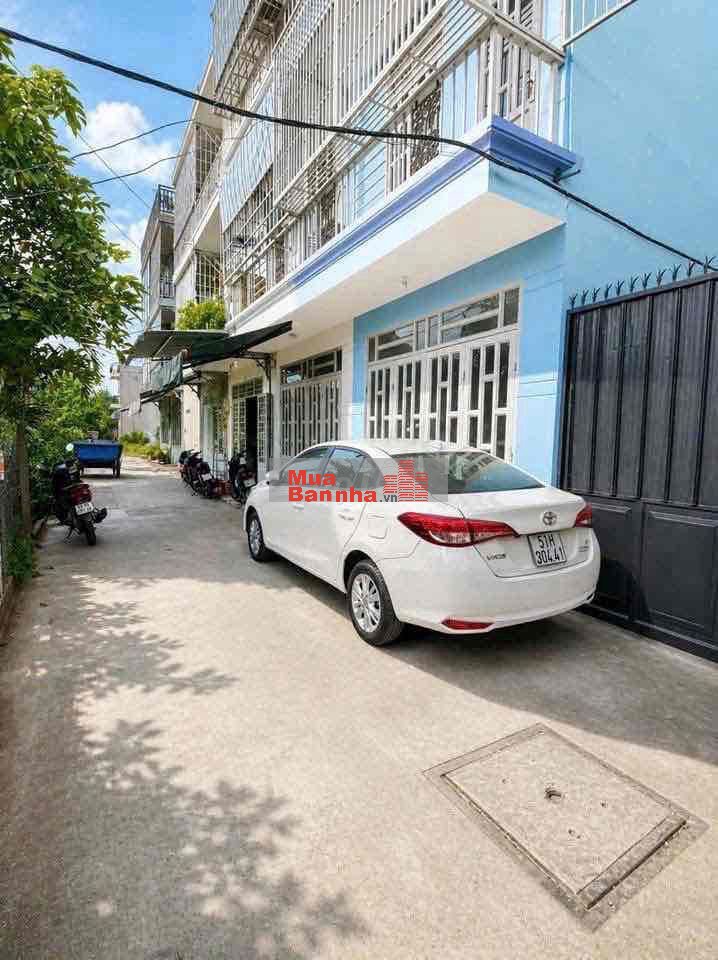 Bán nhà tx24 đúc 2 lầu sân thượng shc vi bằng