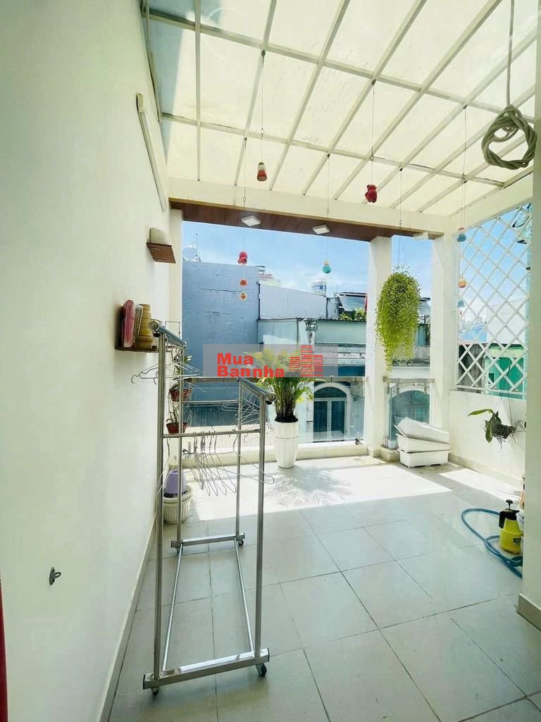Bán nhà cực đẹp Thành Mỹ P8 Tân Bình 36m2 3 tầng chỉ 5,6 tỷ.