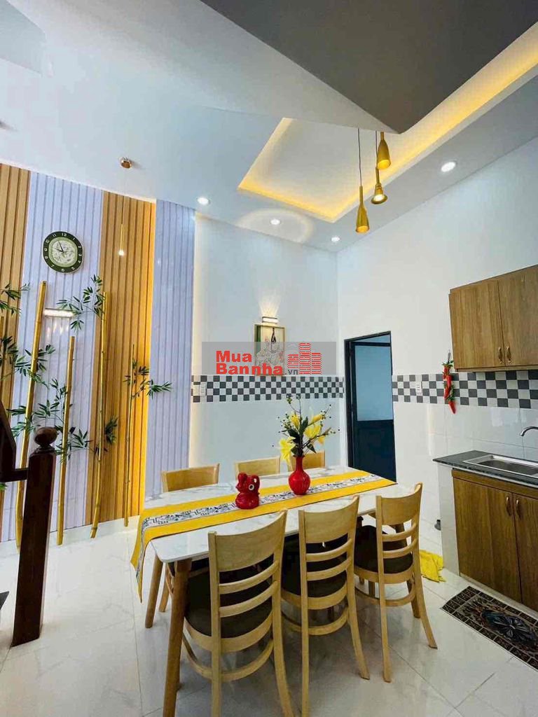 Chị Chủ Cần Bán Lổ Căn Nhà