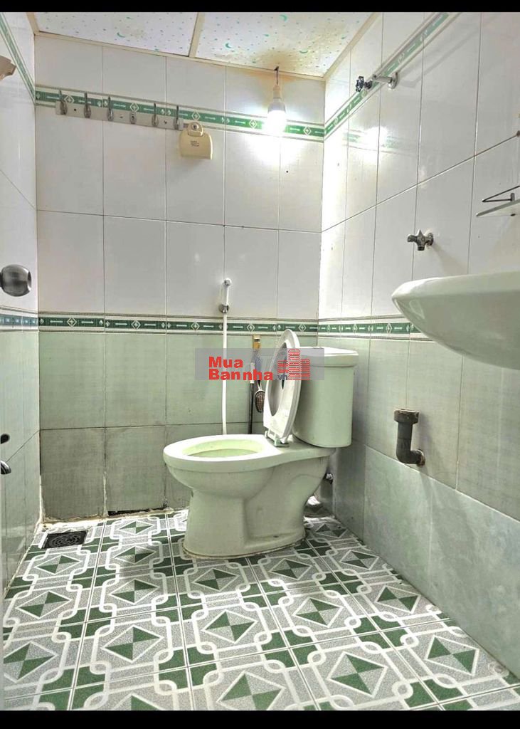 hh 1% mg , bán nhà 4×22 hẻm 6m đường tỉnh lộ 10 , ngay đường tên lửa