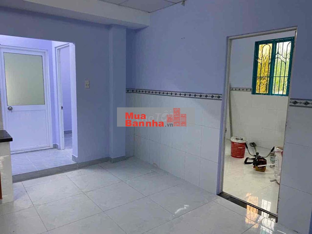 Nhà DT 6m5x20 nhà vườn . 3 p ngủ 1 wc ấp 5 xã phong phú củ