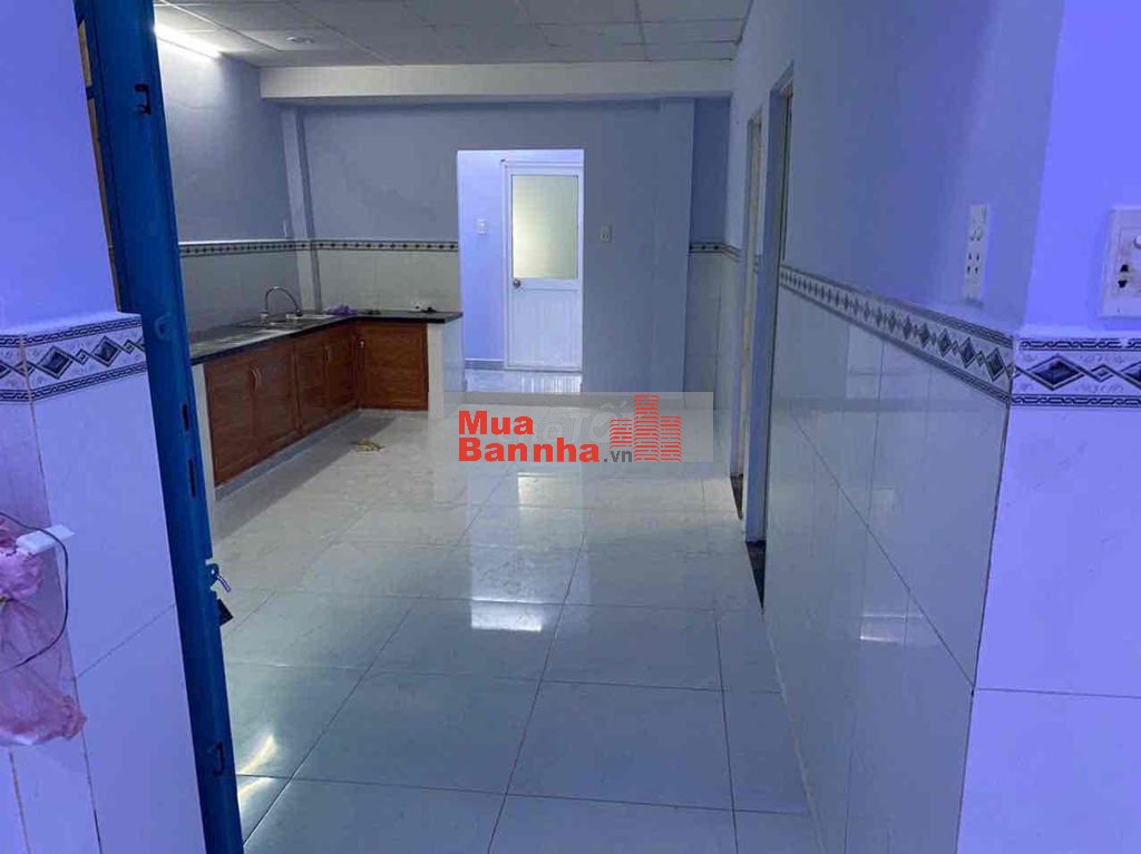 Nhà DT 6m5x20 nhà vườn . 3 p ngủ 1 wc ấp 5 xã phong phú củ