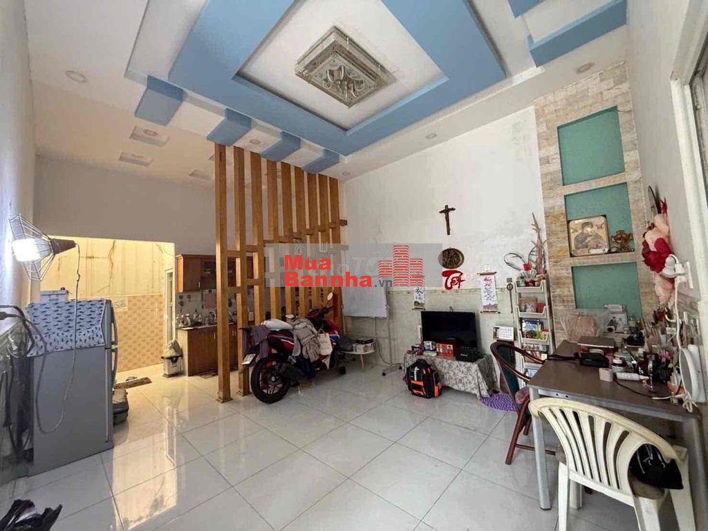 MẶT TIỀN NGAY PHAN VĂN HỚN TIỀN LÂN - DT 5M x 14M. DTCN 65M2.