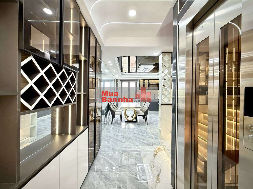 Siêu Phẩm 4m x 21m. 4 Tầng Có Thang Máy Hẻm nhựa 8m Thông Lê Thị Riêng