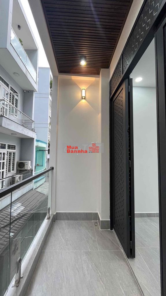 bán nhà mới 100% hẻm 4m hẻm 202 Nguyễn Tiểu La P8 Quận 10